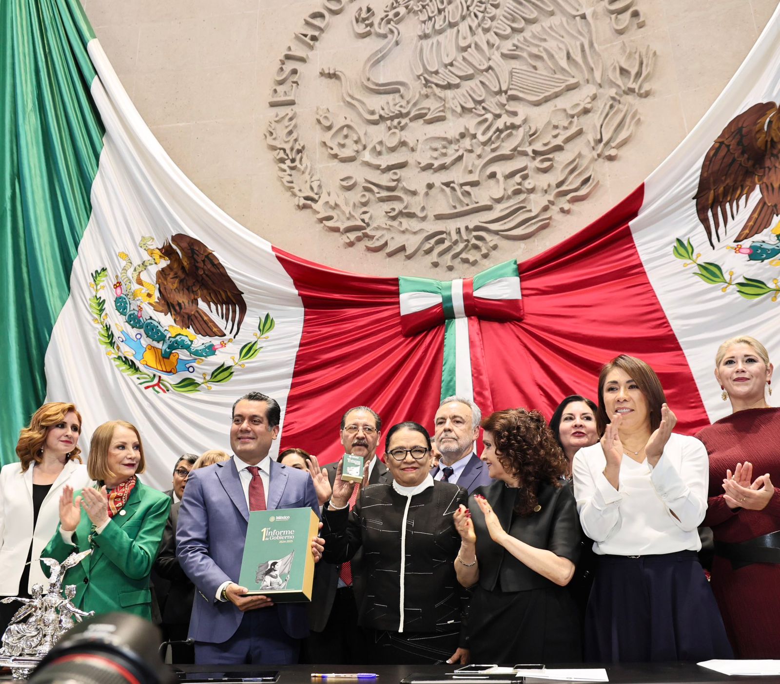 Rosa Icela entrega a San Lázaro el Informe de Sheinbaum, la primera presidenta en 200 años