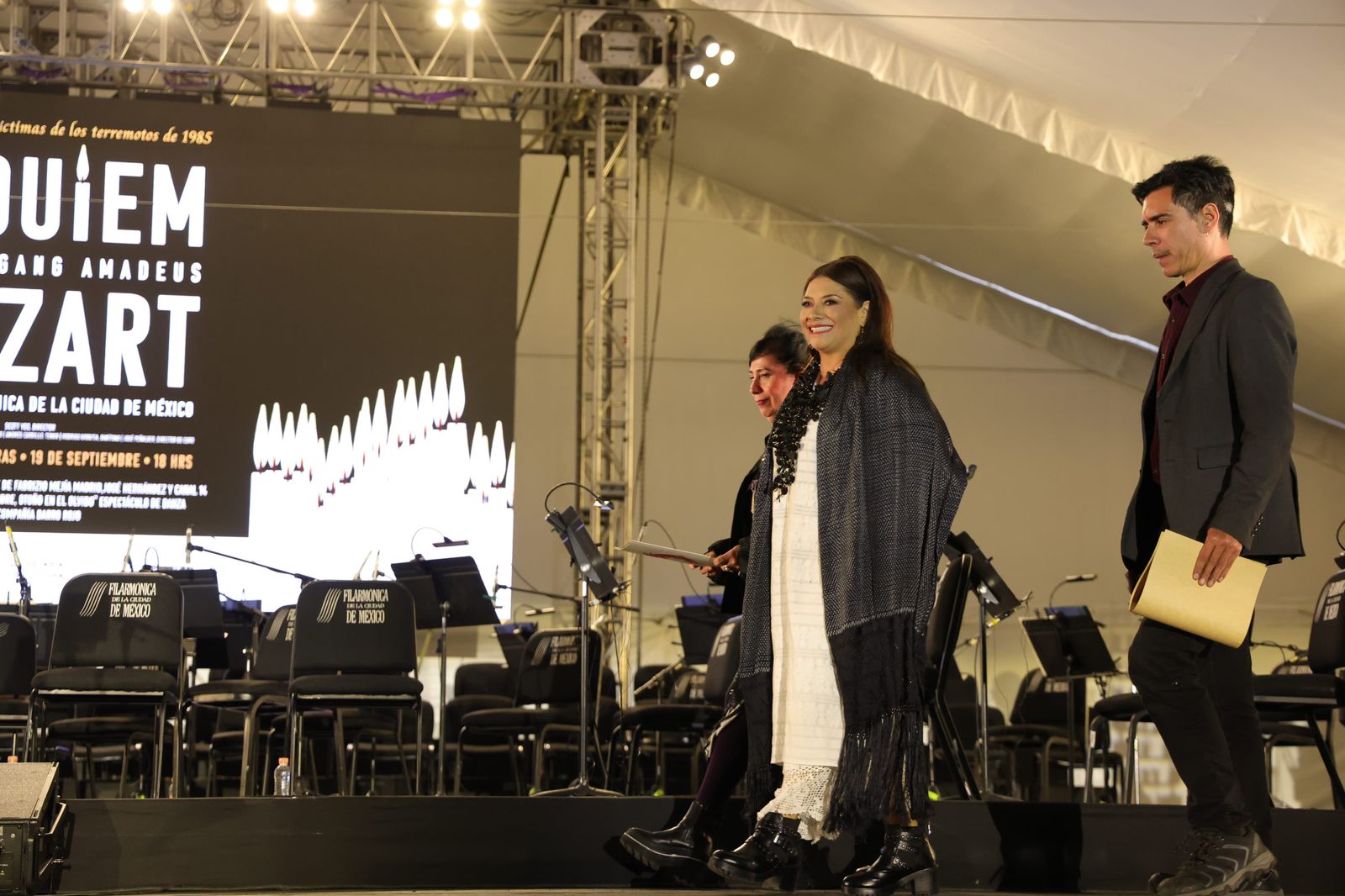 Clara Brugada encabeza homenaje a 40 años del sismo de 1985 en Tlatelolco