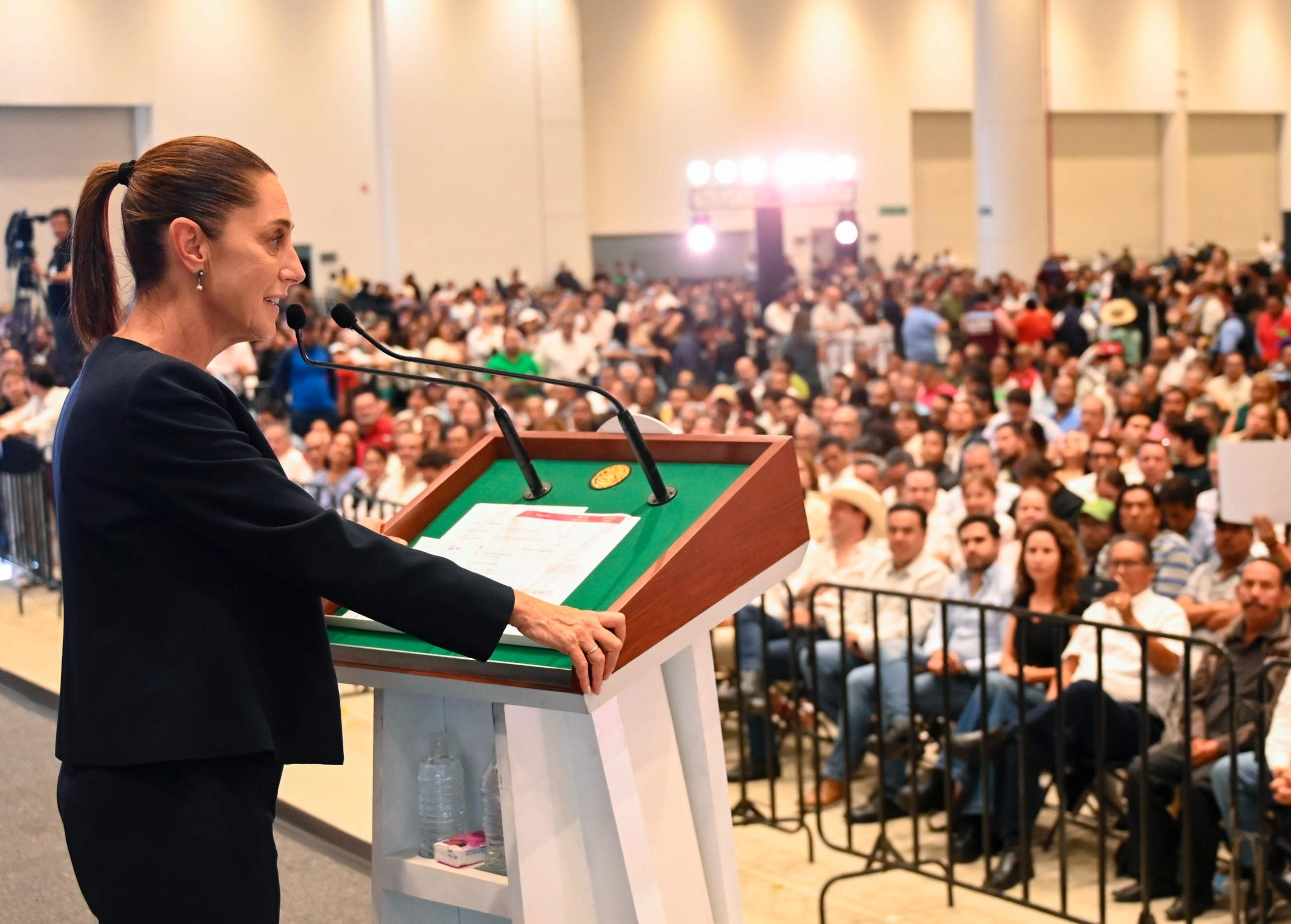 Sheinbaum presenta resultados y anuncia nuevas obras en San Luis Potosí y Querétaro