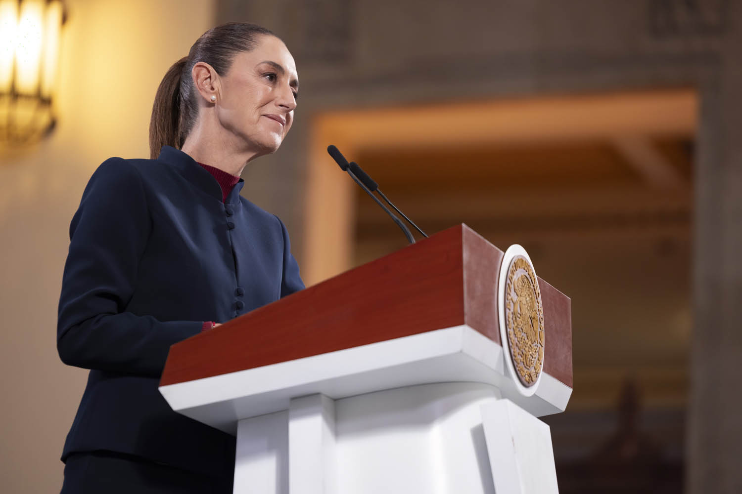 “A ver si paga impuestos”: Sheinbaum responde a burlas de Salinas y refrenda el apoyo a damnificados tras afectaciones a 100 mil viviendas