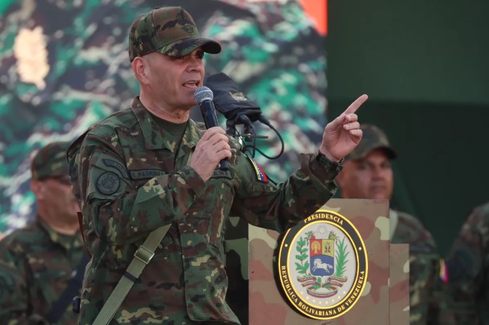 Impedirá Ejército de Venezuela un gobierno ‘arrodillado’ ante Estados Unidos: ministro de la Defensa, Vladimir Padrino