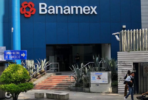 Grupo México se lanza por Banamex; Citigroup todavía no abre la puerta