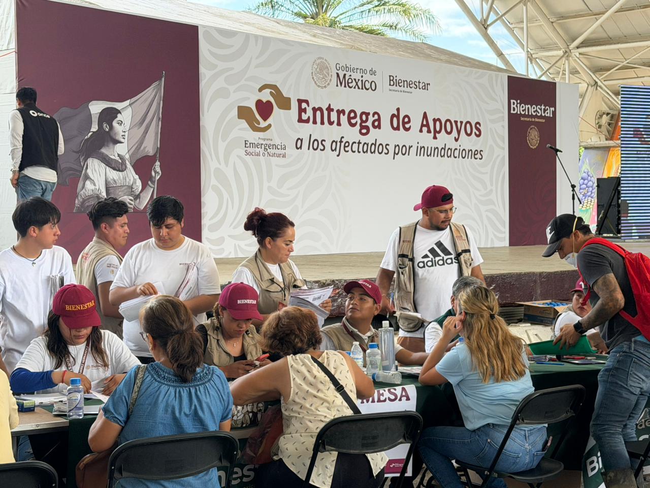 Poza Rica recibe el primer apoyo federal tras las lluvias: 20 mil pesos por familia afectada