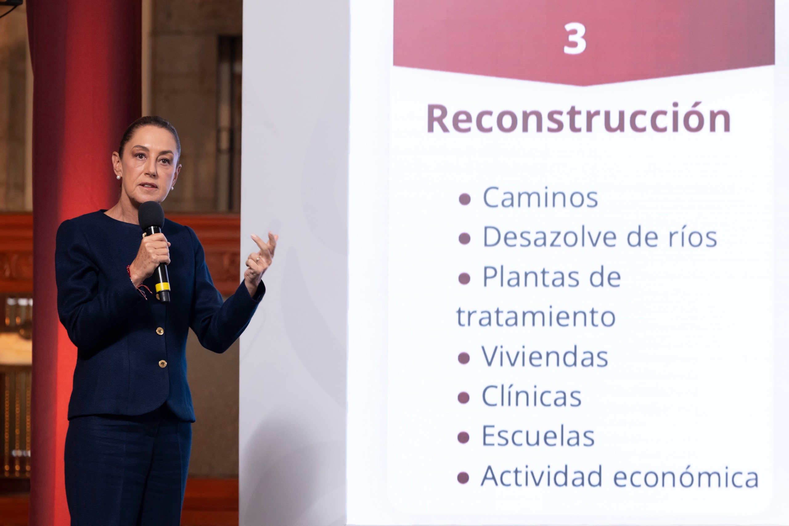 Sheinbaum anuncia plan integral de 4 ejes para enfrentar daños por lluvias en cinco estados