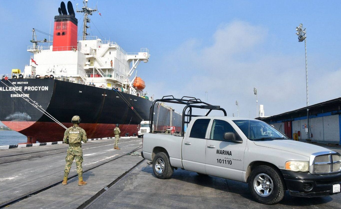 Vicealmirante detenido por huachicol pide a la Presidenta Sheinbaum la revisión de su caso