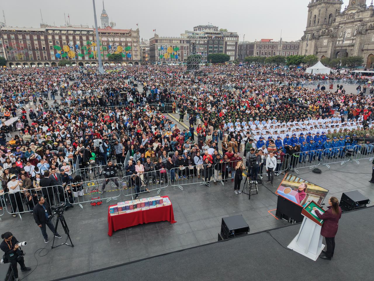Libros gratuitos para jóvenes: presidenta Sheinbaum presenta la colección 25 para el 25