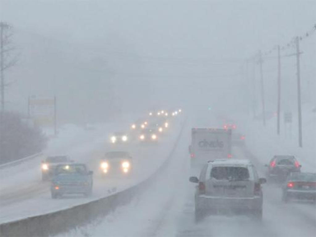 Lluvias, vientos y nieve ponen a California bajo alerta durante Navidad
