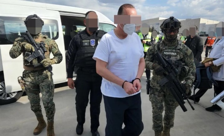 Vinculan a César Duarte por uso de recursos de procedencia ilícita; permanecerá en prisión preventiva seis meses