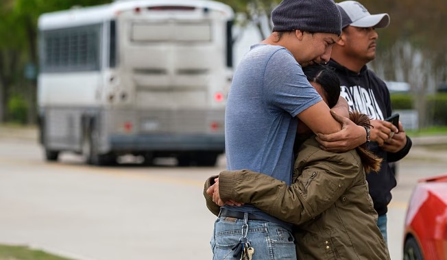 Gobierno de Estados Unidos suspende programas de reunificación familiar para siete países de América Latina