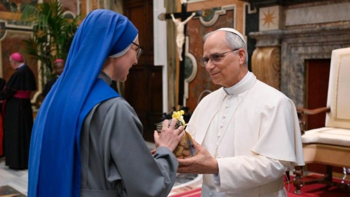 Vaticano vuelve a cerrar la puerta al diaconado femenino