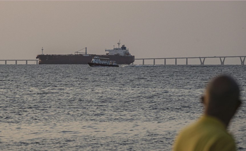 Venezuela aprueba ley para enfrentar piratería petrolera de Estados Unidos