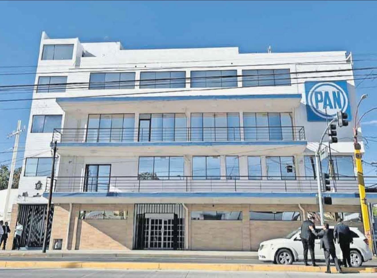 Municipio de Juárez notifica adeudos al PAN y PRI por más de 14 mdp en predial