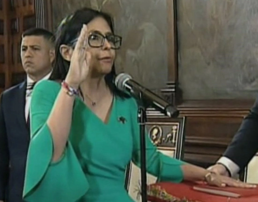 [VIDEO]“Vengo con dolor por el secuestro de Nicolás Maduro pero con honor”: Delcy Rodríguez juramenta como Presidenta de Venezuela