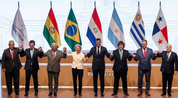 Tras años de negociaciones, Mercosur y Unión Europea firman histórico acuerdo comercial