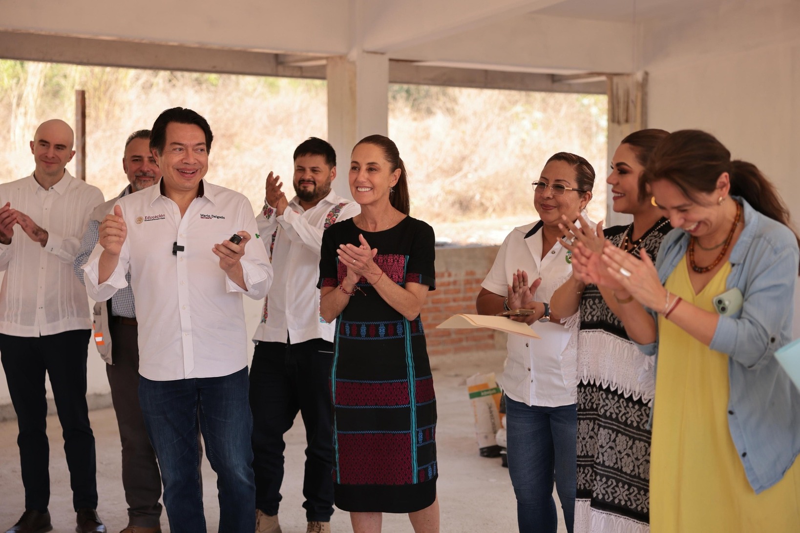 Presidenta Sheinbaum revisa en Acapulco la reconstrucción del bachillerato agropecuario con aulas bioclimáticas