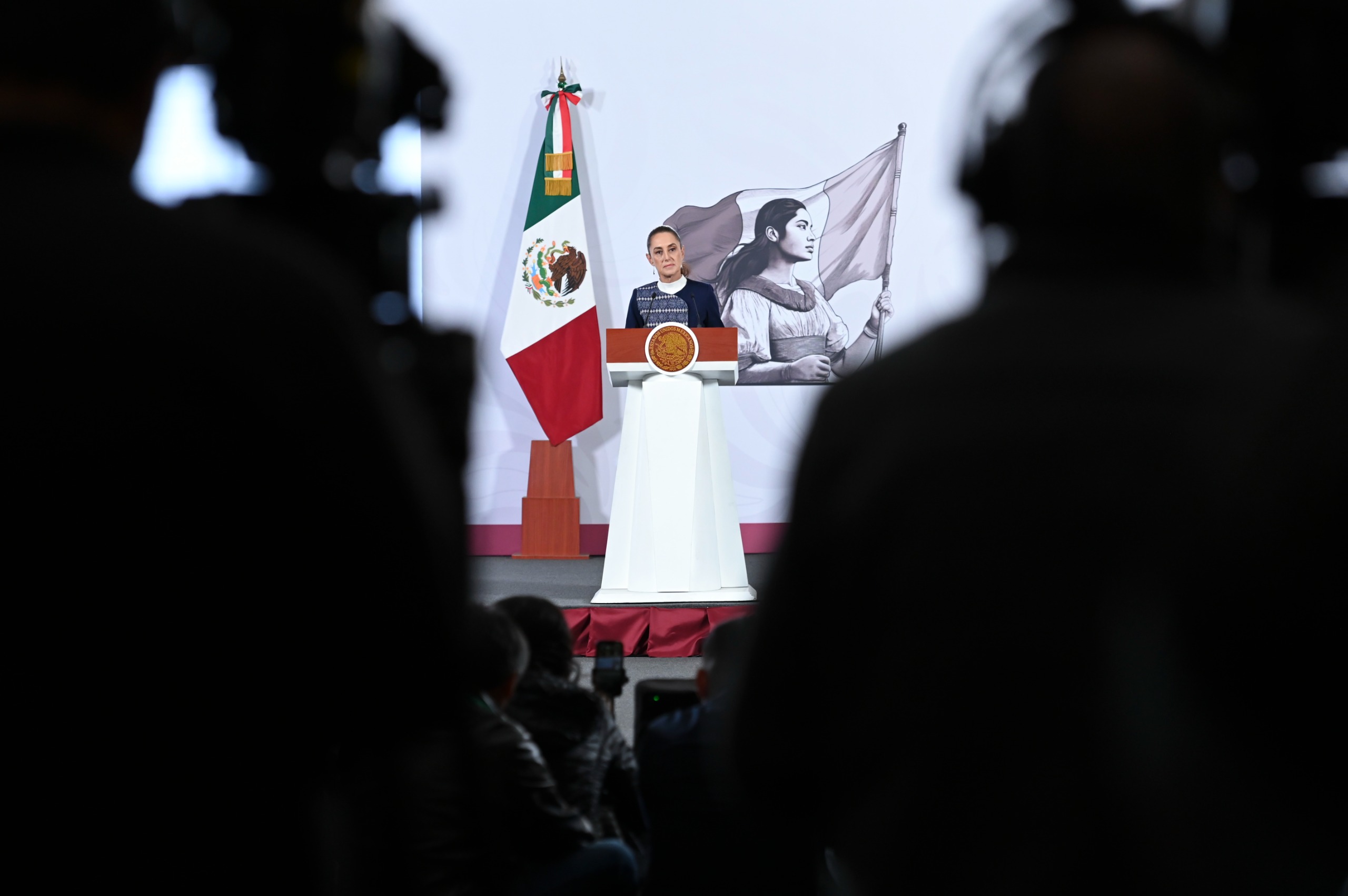 Presidenta Sheinbaum diferencía envíos de petróleo; continúa la ayuda humanitaria a Cuba