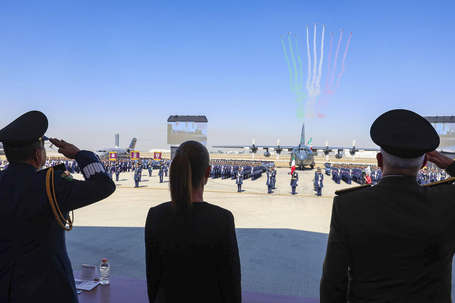 “Que la Fuerza Aérea Mexicana siga volando alto”: Presidenta Sheinbaum encabeza 111 aniversario de la Fuerza Aérea Mexicana
