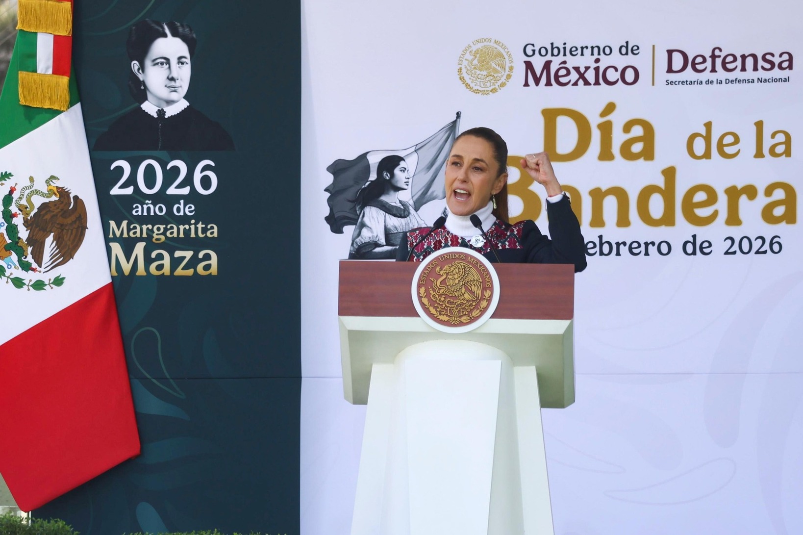 México es dignidad, valentía y grandeza: Presidenta Sheinbaum en el Día de la Bandera