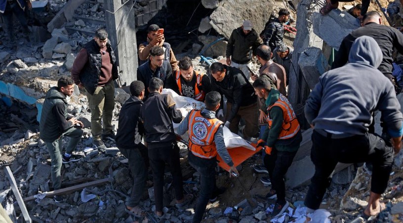 Israel bombardea la Franja de Gaza; mata al menos a 32 personas