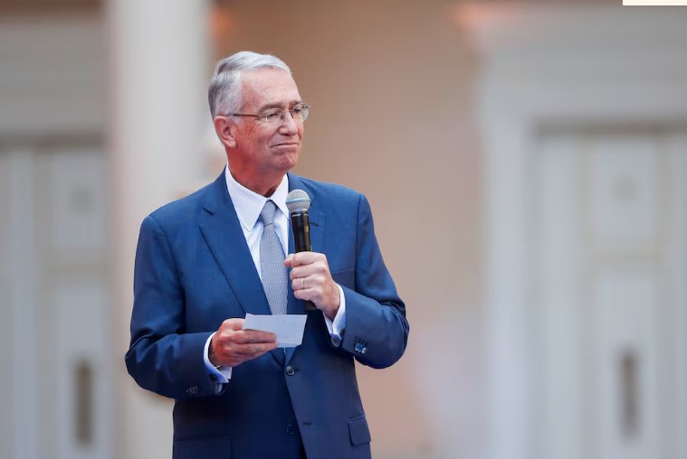 Ricardo Salinas Pliego pasa del imperio mediático al concurso mercantil de Tv Azteca