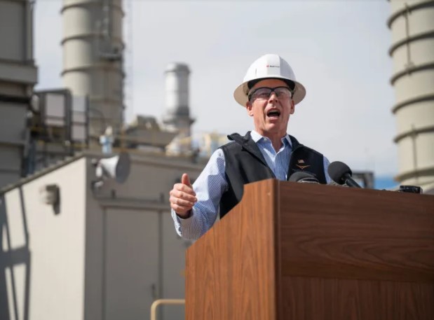 “Será detenido por nuestros misiles”: publicación borrada del Secretario de Energía de Trump provoca advertencia de Irán