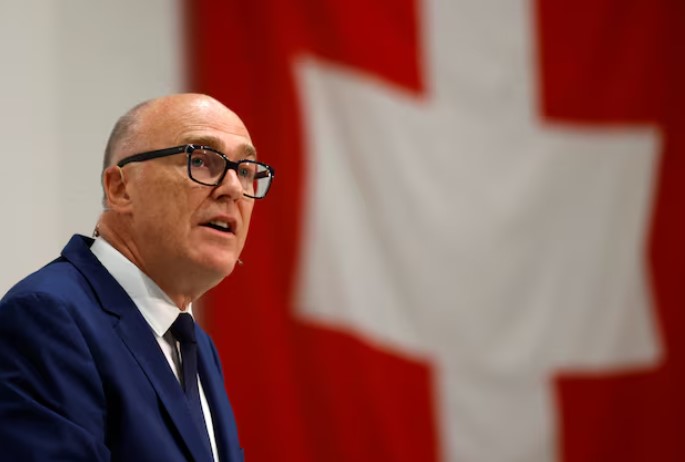 Suiza considera ilegal el ataque contra Irán, afirma su ministro de Defensa