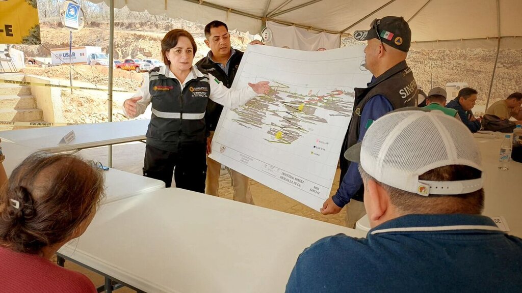 Refuerzan búsqueda de tres mineros atrapados en Sinaloa, informa la Coordinación Nacional de Protección Civil