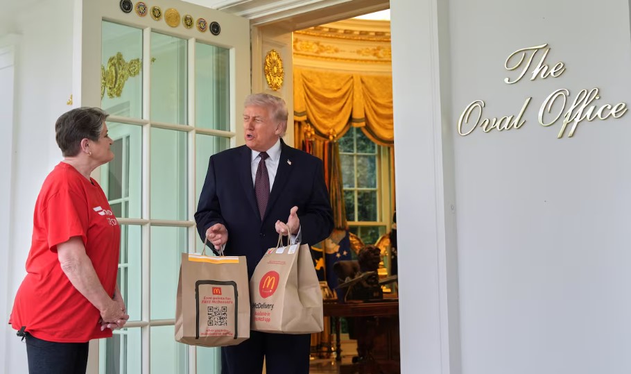 Asegura Trump que Irán se puso en contacto porque quiere hacer un trato