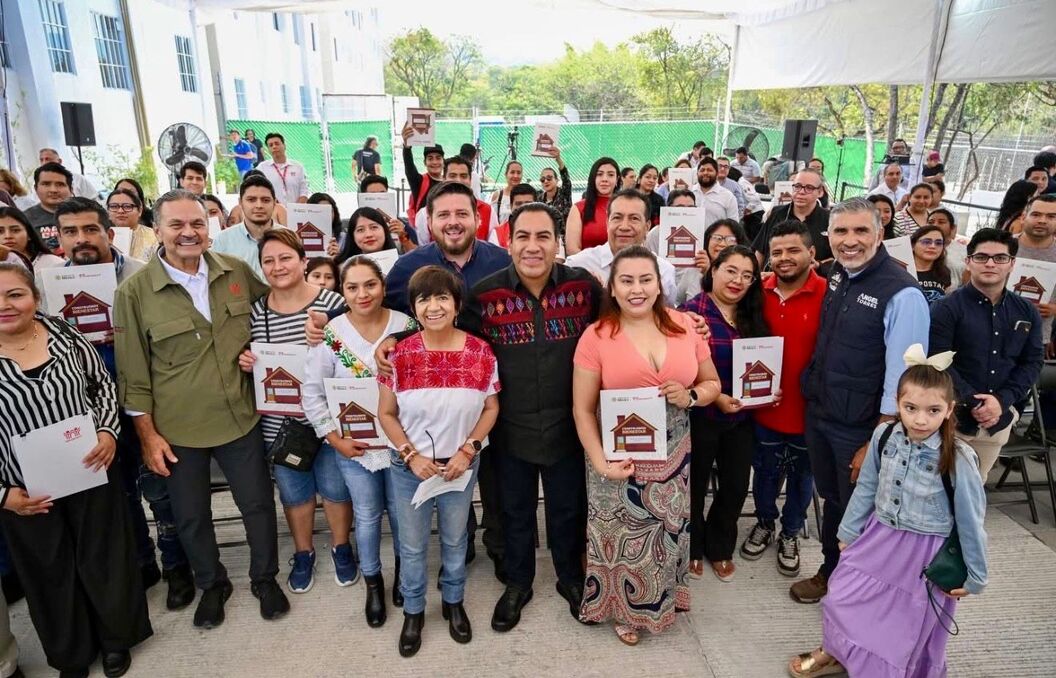 Infonavit pone en manos de familias chiapanecas la segunda ola de viviendas del Bienestar