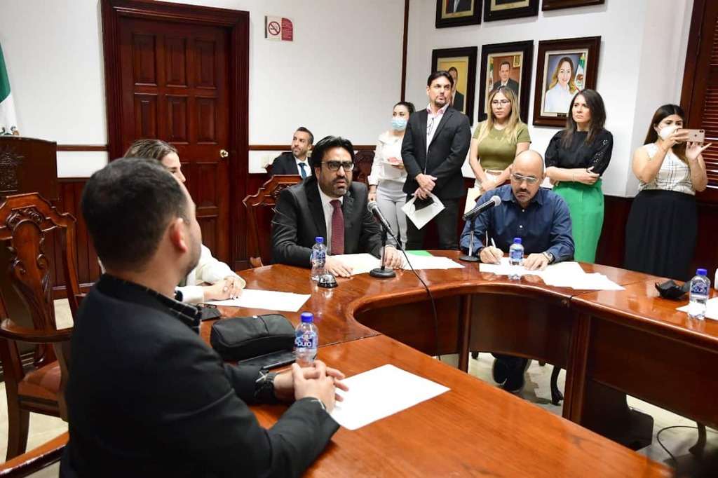 Juan de Dios Gámez, presidente municipal de Culiacán, niega nexos con el crimen organizado