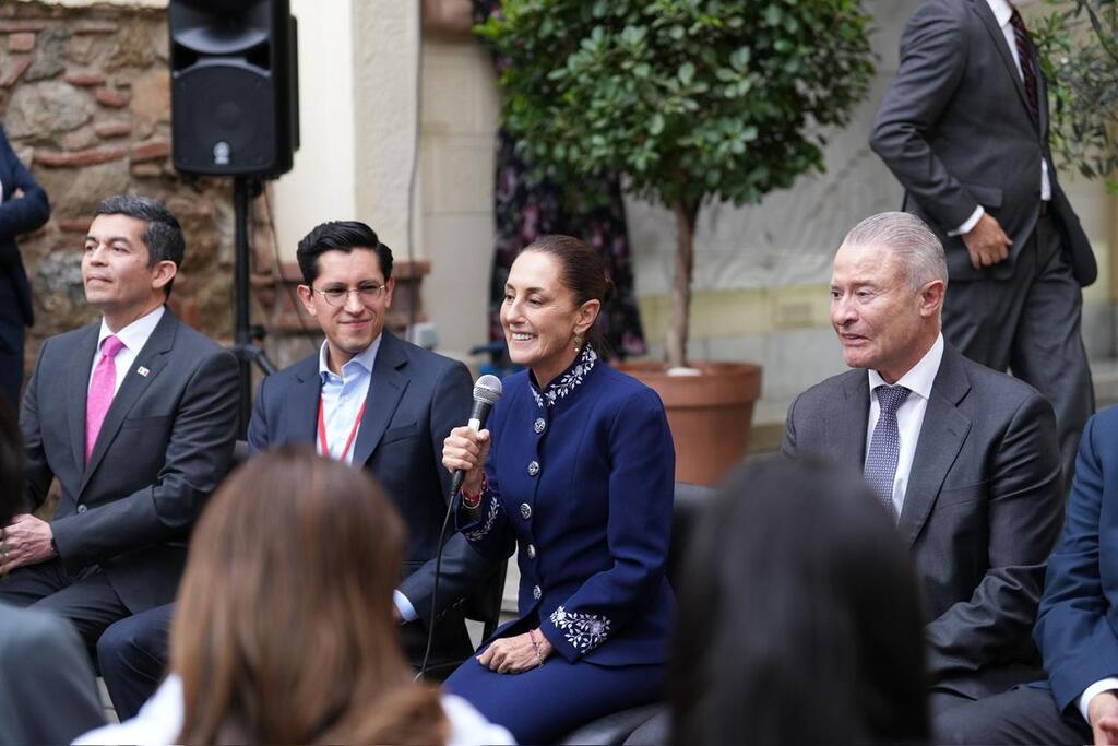 “Ser mexicano quiere decir reconocer nuestro legado de grandeza”: Presidenta Sheinbaum ante connacionales residentes en España