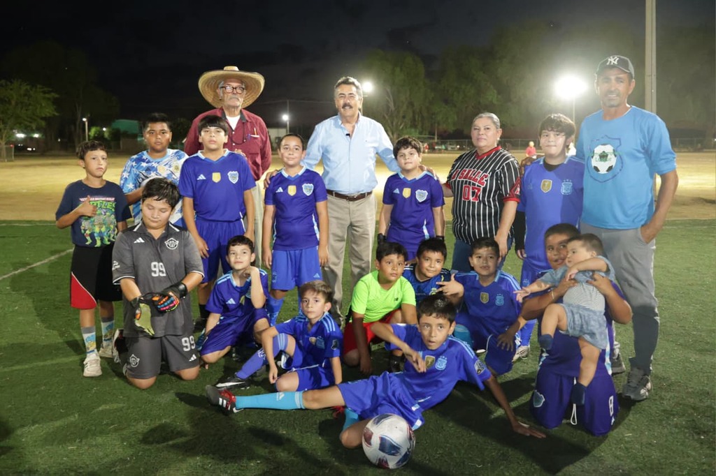 Con más canchas iluminadas y espacios deportivos avanza el bienestar en Cajeme: Lamarque