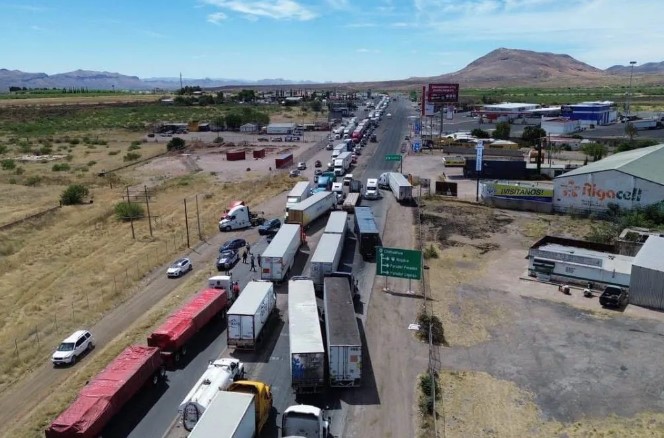 Morena acusa a Maru Campos de orquestar bloqueos contra la “Marcha por la seguridad, la paz y la defensa de la soberanía” en Chihuahua
