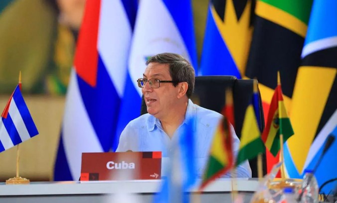 Ante desabasto total de combustible, Cuba acepta analizar ayuda de 100 millones de dólares de Estados Unidos