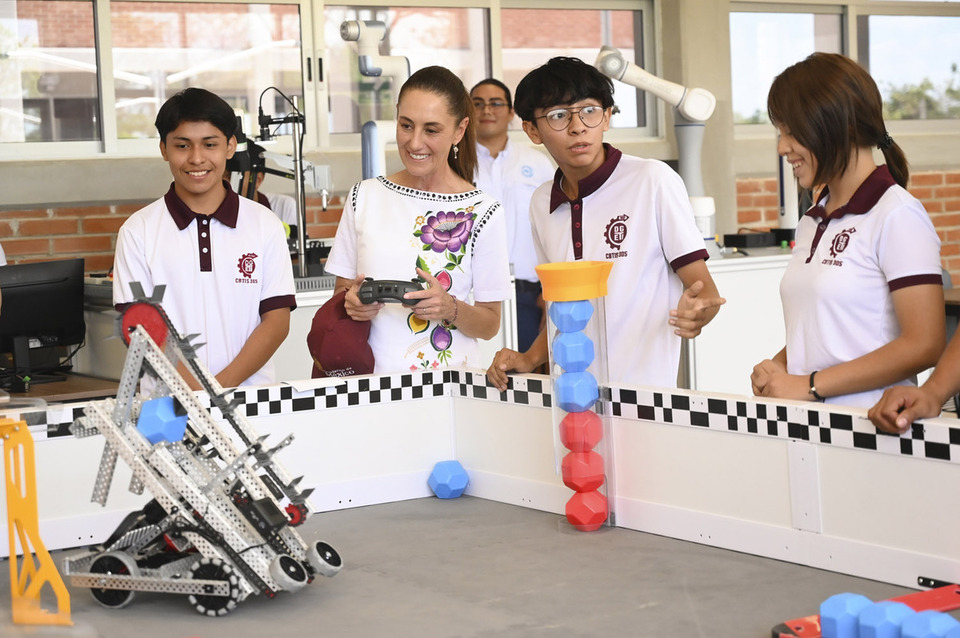 La Presidenta Sheinbaum inaugura en Mérida plantel de Bachillerato Nacional