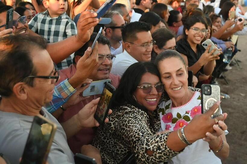 Inaugura Presidenta Sheinbaum primera etapa del Canal Principal de Navojoa y entrega 30 títulos de agua a ejidatarios y pequeños productores