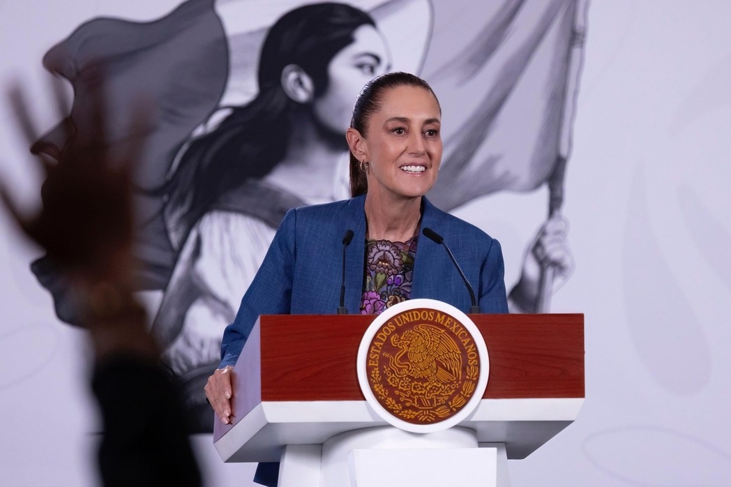 Presidenta Sheinbaum coincide con Carlos Slim: calificación de Moody’s es irracional
