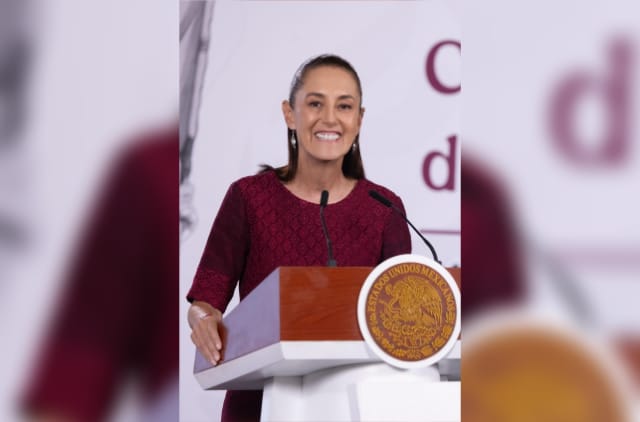 Acuerdo contra intermediarios desploma el precio del jitomate a 48 pesos, reporta la Presidenta Sheinbaum