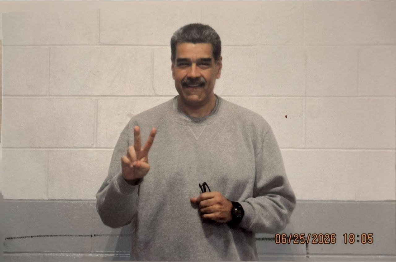 Nicolás Maduro reaparece sonriente en redes sociales