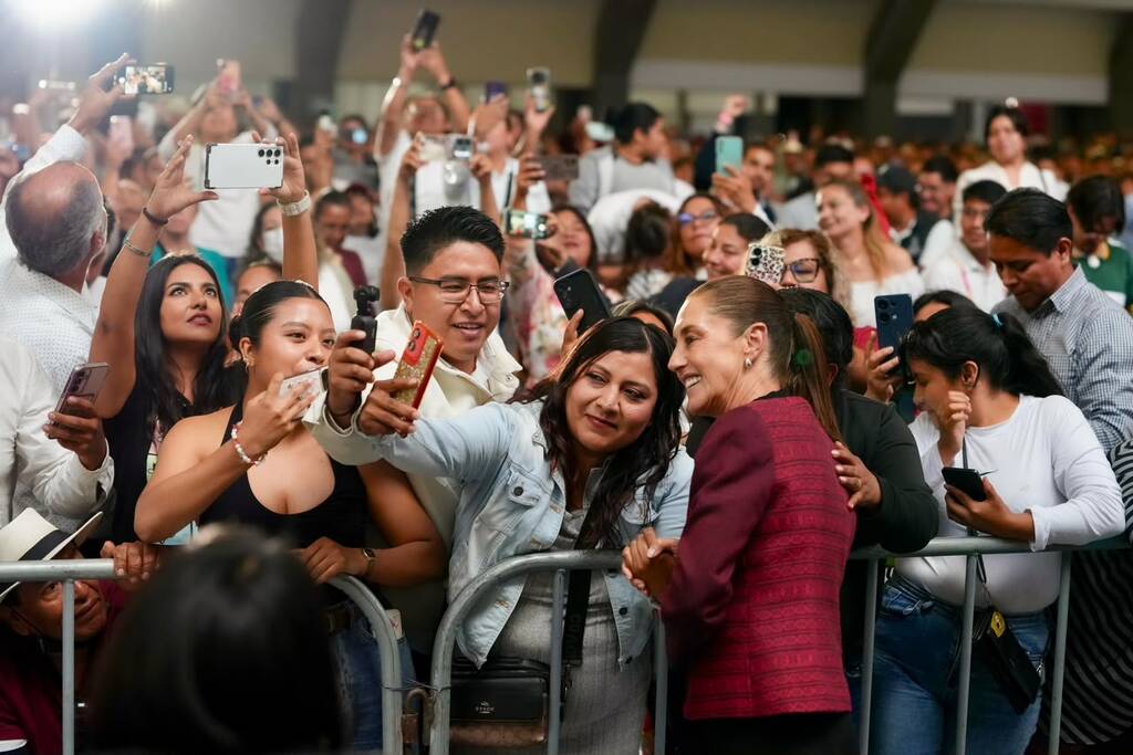 Los gobiernos de la Transformación damos el corazón: presidenta Sheinbaum presenta “Honestidad y Resultados” en Puebla