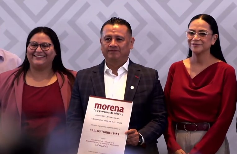 El exfiscal Carlos Torres Piña es nombrado coordinador de la Transformación en Michoacán