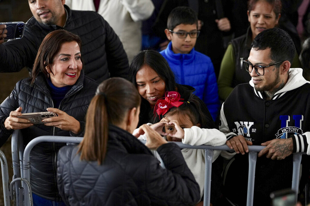 Presidenta Sheinbaum entrega 931 Viviendas para el Bienestar en Michoacán