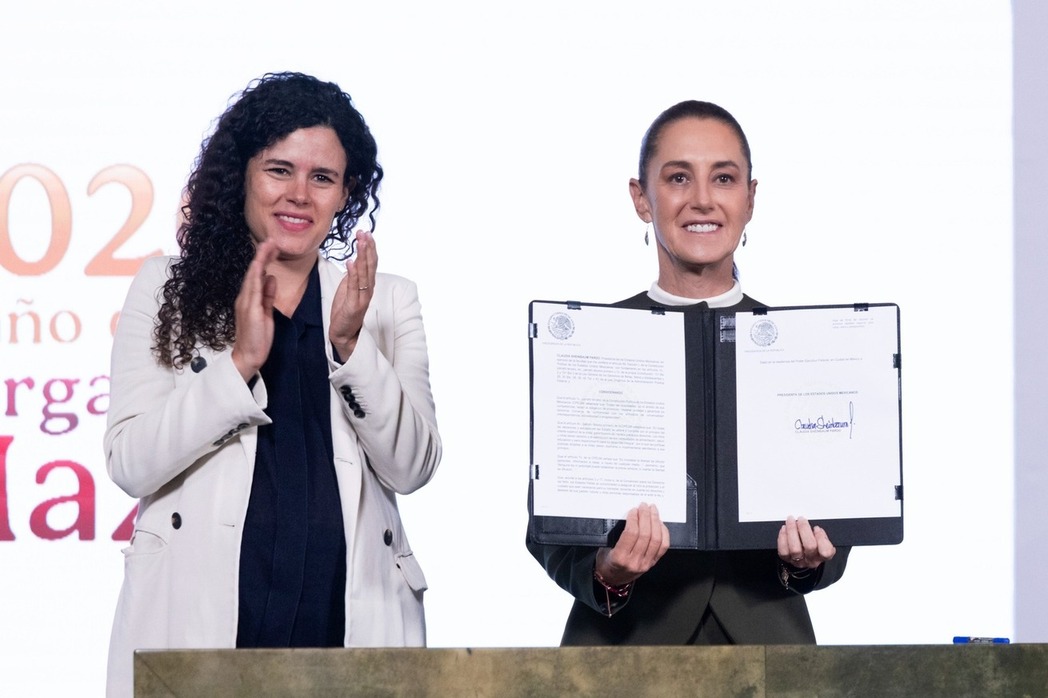 Presidenta Sheinbaum firma decreto contra publicaciones de odio y violencia en redes sociales