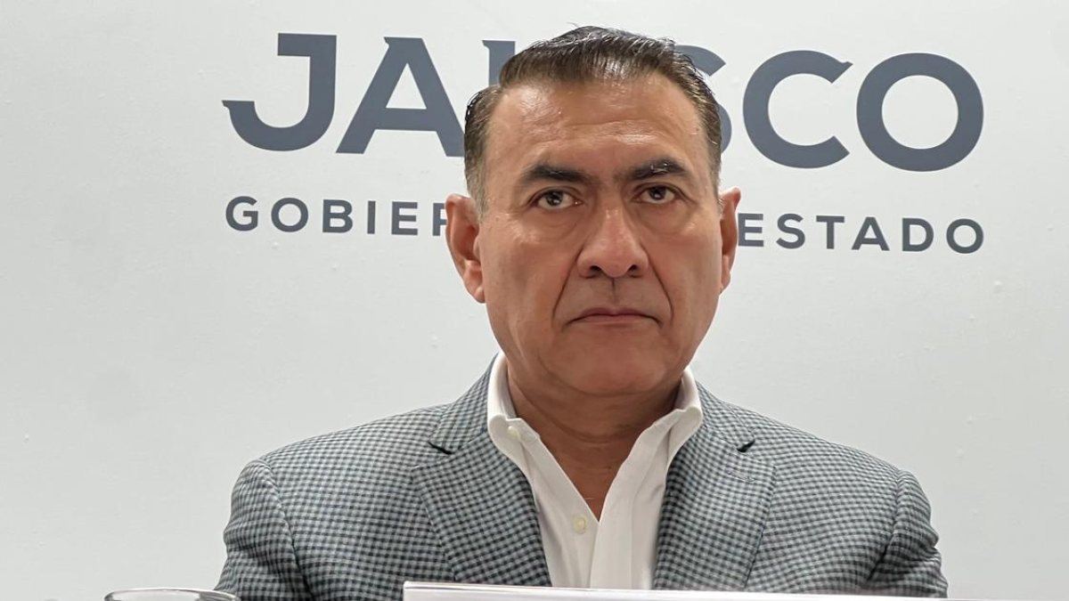 Secretario de Gobierno de Lemus; tiene concesión de agua por 90 mil m³ al año, ya renunció